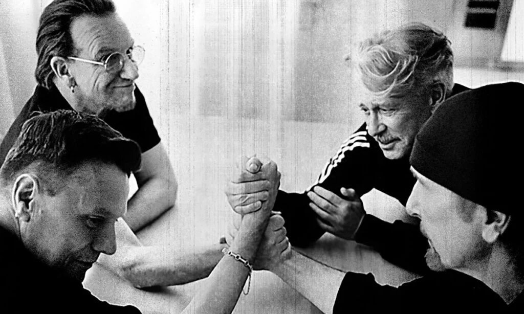 U2 lança EP surpresa “Days of Ash” com tom político