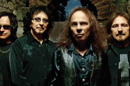 Veja o unboxing oficial de  “Breaking Out Of Heaven 2007-2009” do Heaven & Hell