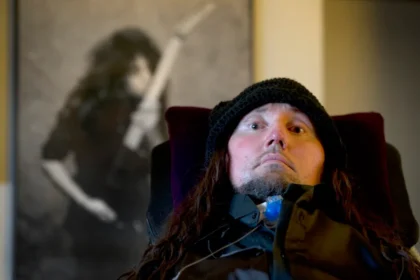 Jason Becker lança “Crip Tone Night” e anuncia coletânea