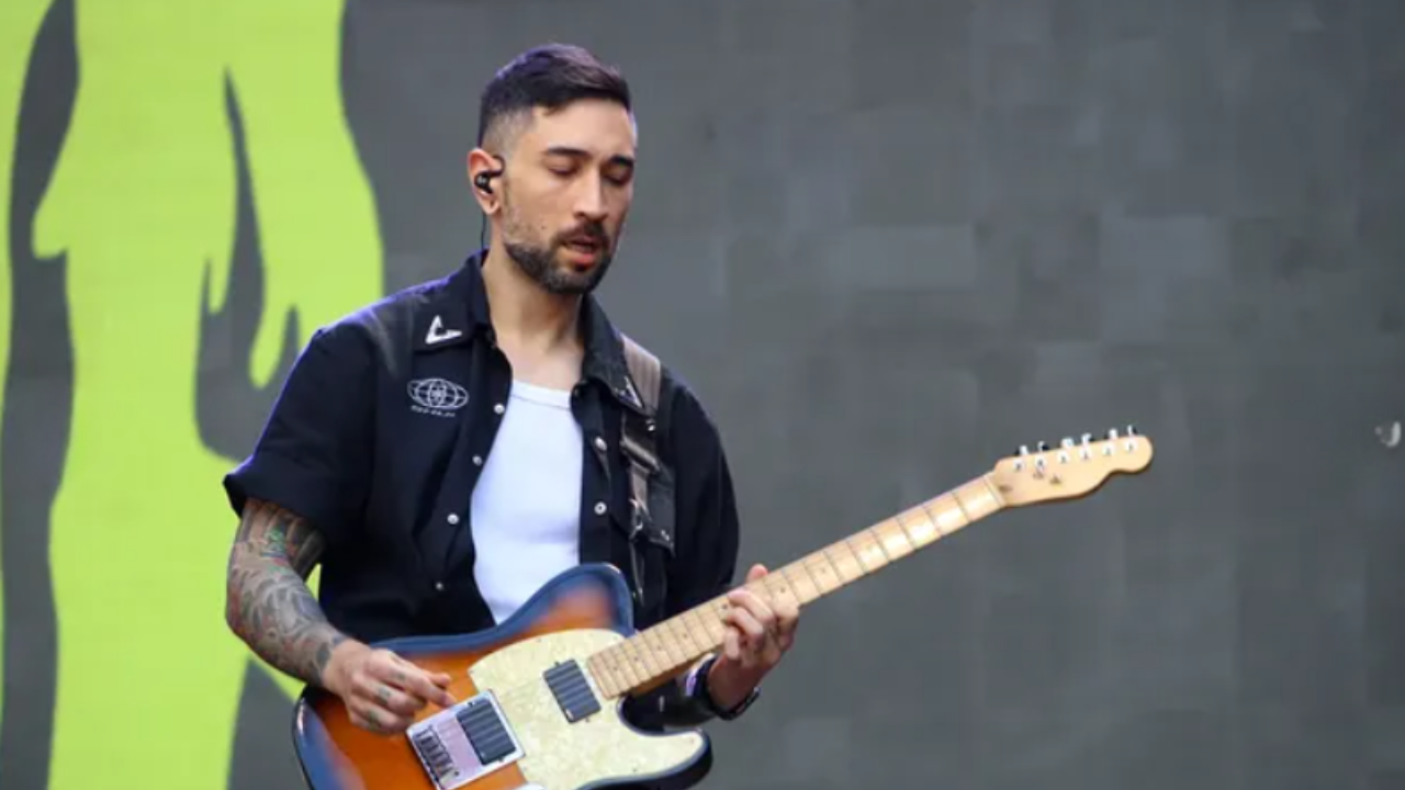 Gloria anuncia saída do guitarrista Peres Kenji