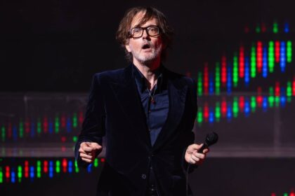 Pulp lança “Begging For Change” em prol da War Child