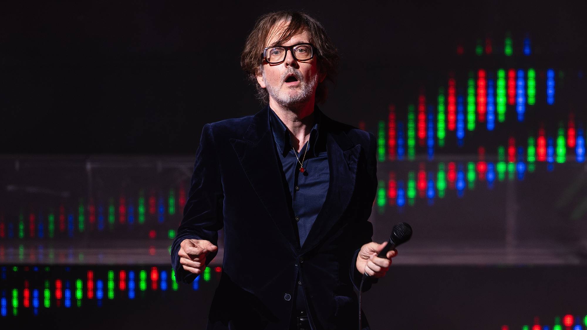 Pulp lança “Begging For Change” em prol da War Child