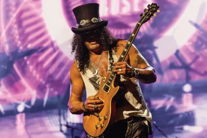 Novo álbum do Guns N’ Roses será decidido em conjunto