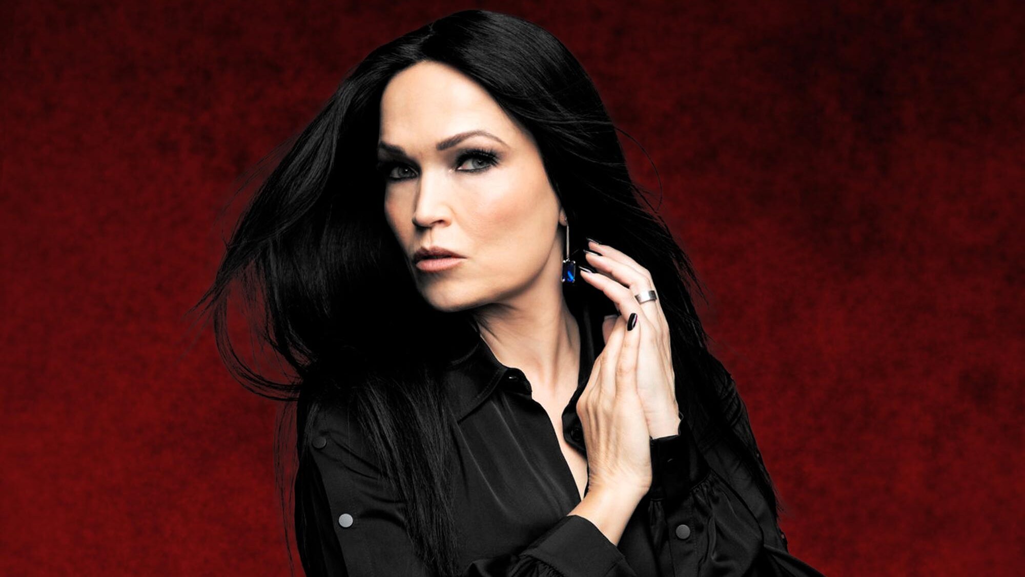 Tarja lança “Frisson Noir” com participações de Dani Filth e Marko Hietala