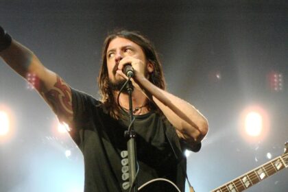 Dave Grohl revela conselho dado à filha Violet Grohl sobre carreira musical