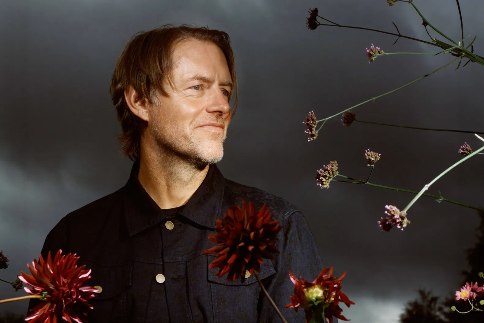 Ed O’Brien lança single ‘Blue Morpho’ e divulga segundo álbum solo