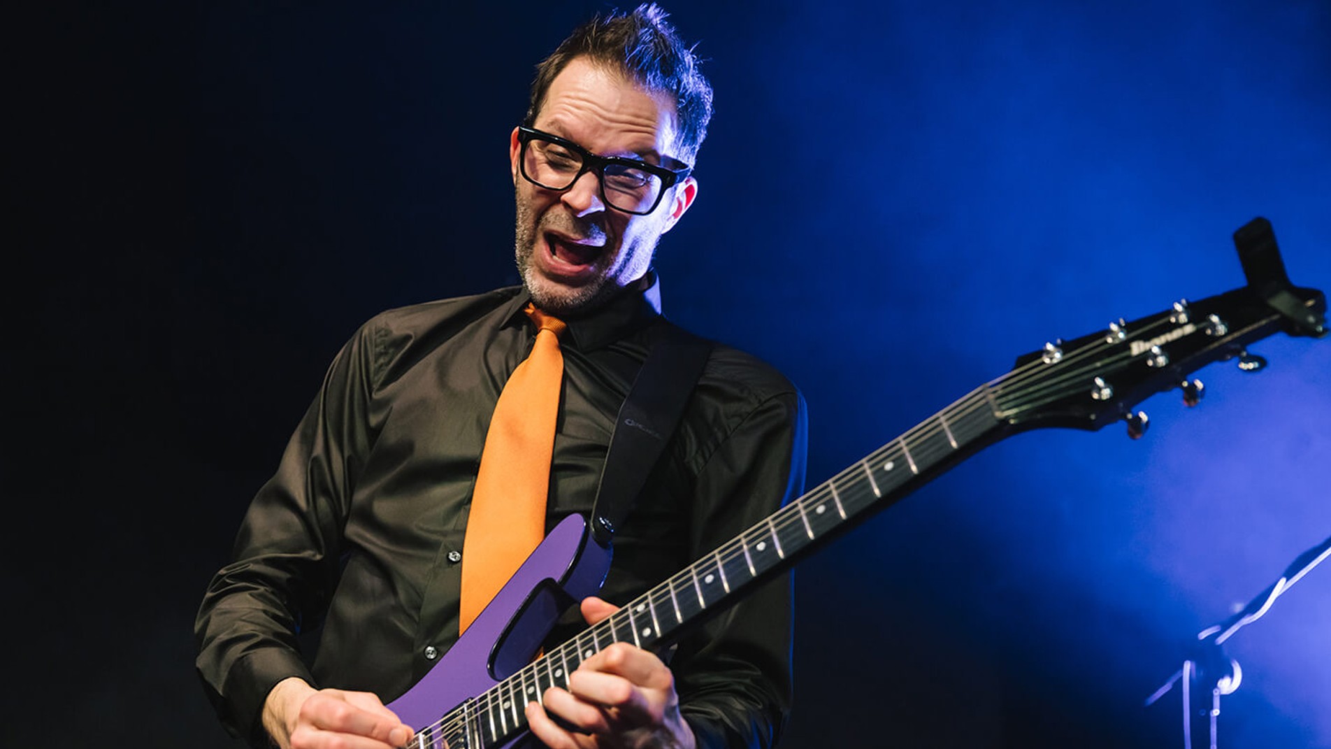 Paul Gilbert lança clipe de ‘Keep Your Feet Firm And Even’