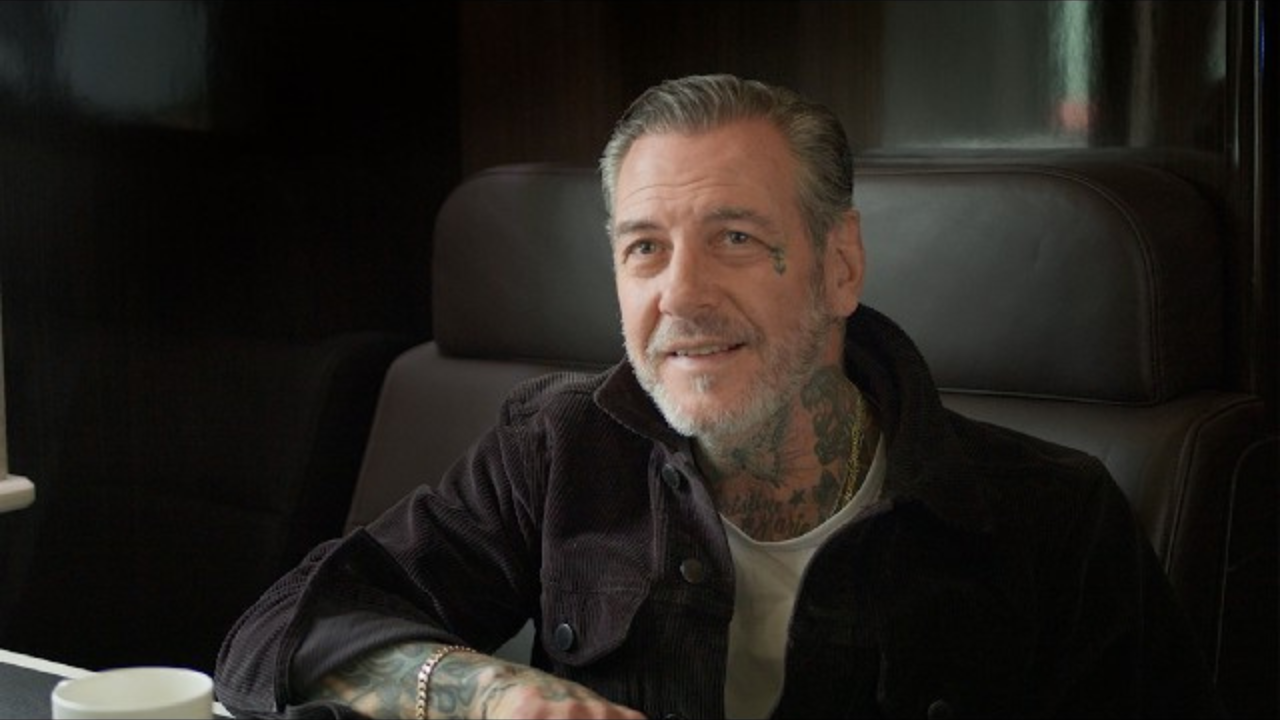 Mike Ness, do Social Distortion, detalha novo álbum “Born To Kill” e planos futuros