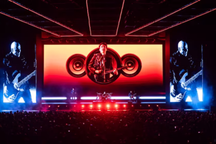 Holograma de Gustavo Cerati impressiona em show do Soda Stereo em Buenos Aires