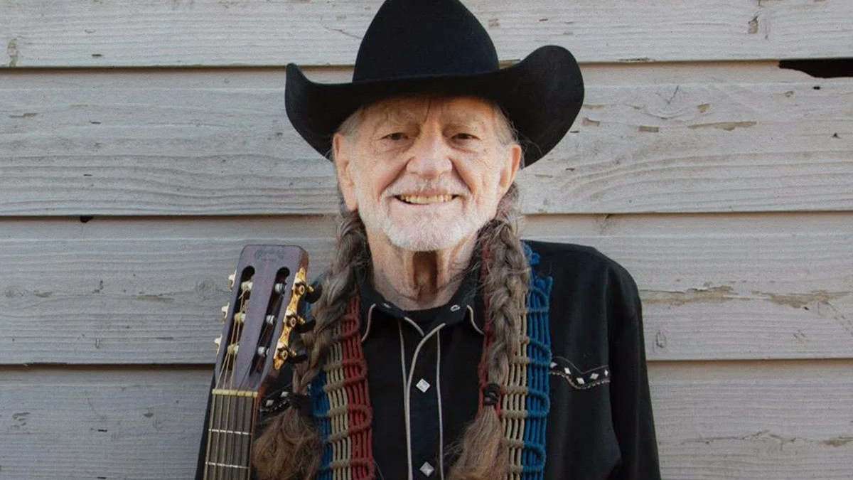 Willie Nelson lança novo álbum “Dream Chaser” e turnê