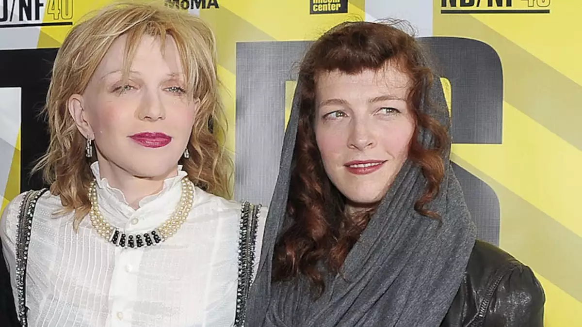 Reunião do Hole? Courtney Love nega volta da banda