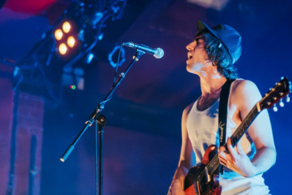 Geese faz cover de “Fool’s Gold” do Stone Roses ao vivo