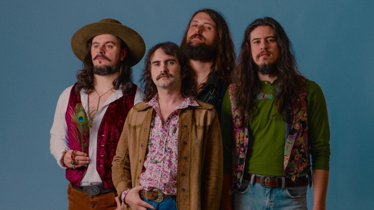 Hurricanes lança “Freedom” e se prepara para o Lollapalooza Brasil