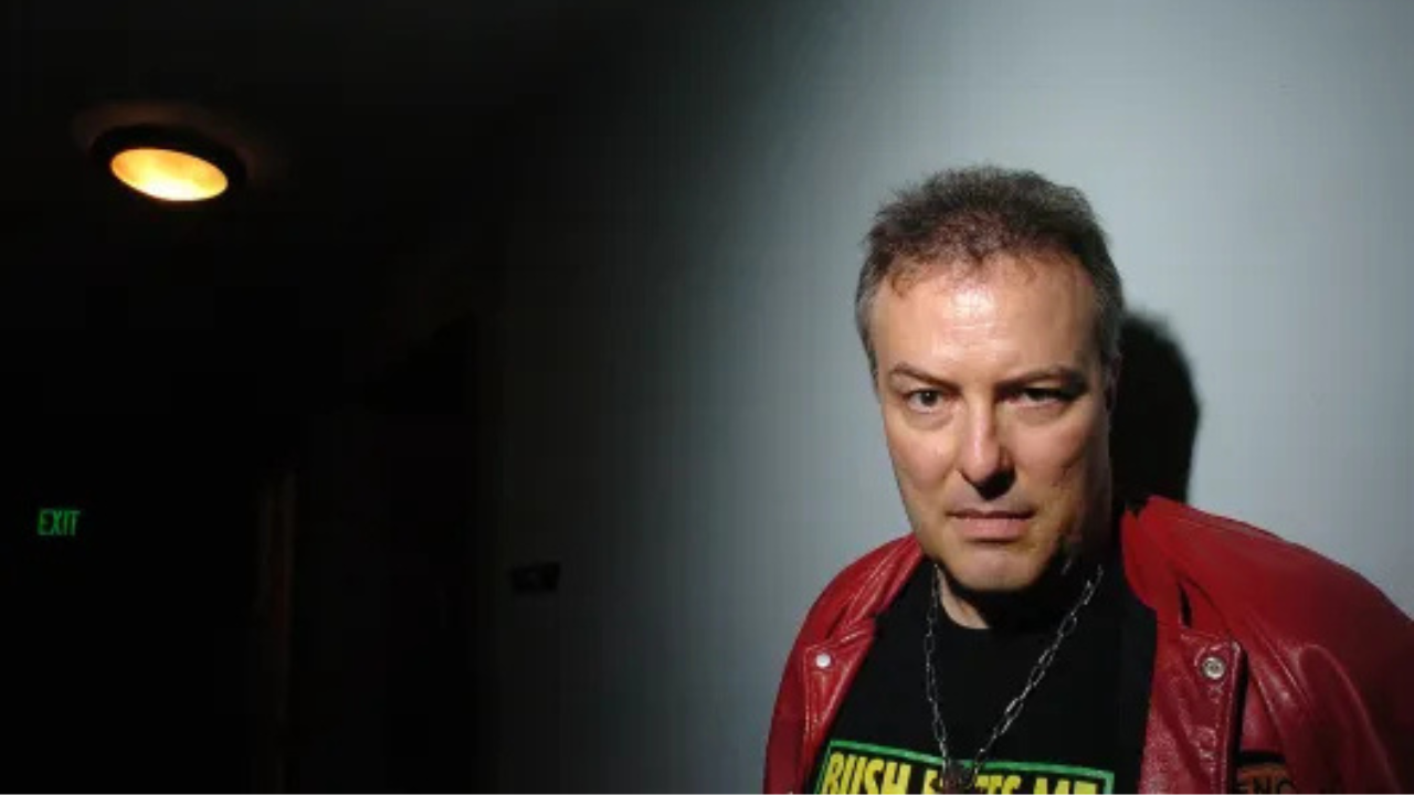 Jello Biafra sofre derrame hemorrágico e está hospitalizado
