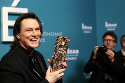 Agente de Jim Carrey esclarece mistério sobre sósia em premiação