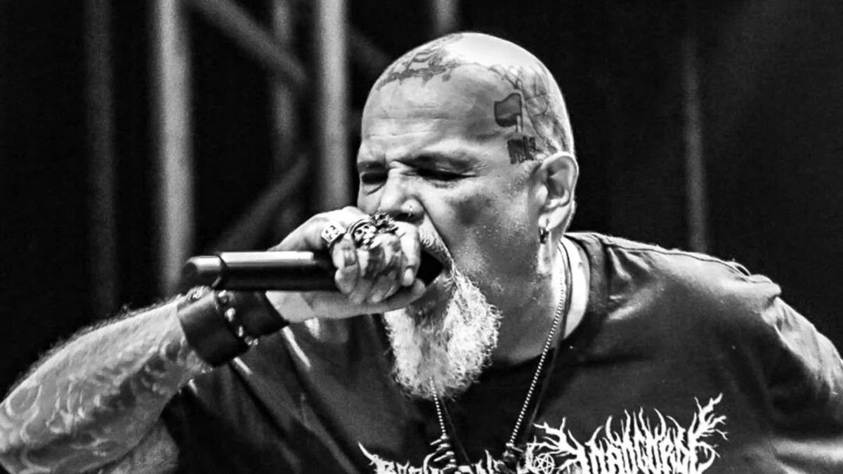 João Gordo é detido em aeroporto de BH e reage nas redes sociais