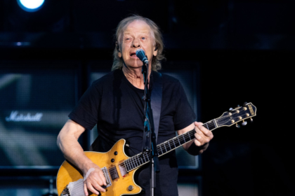 Guitarrista do AC/DC, Stevie Young, é internado em Buenos Aires