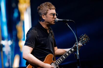 Noel Gallagher escreve músicas novas, mas não confirma destino