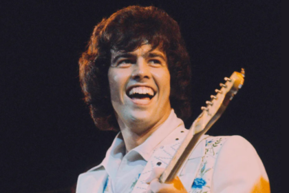 Alan Osmond, guitarrista de The Osmonds, morre aos 76 anos