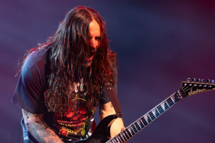 Andreas Kisser critica falta de reconhecimento do Sepultura no Brasil