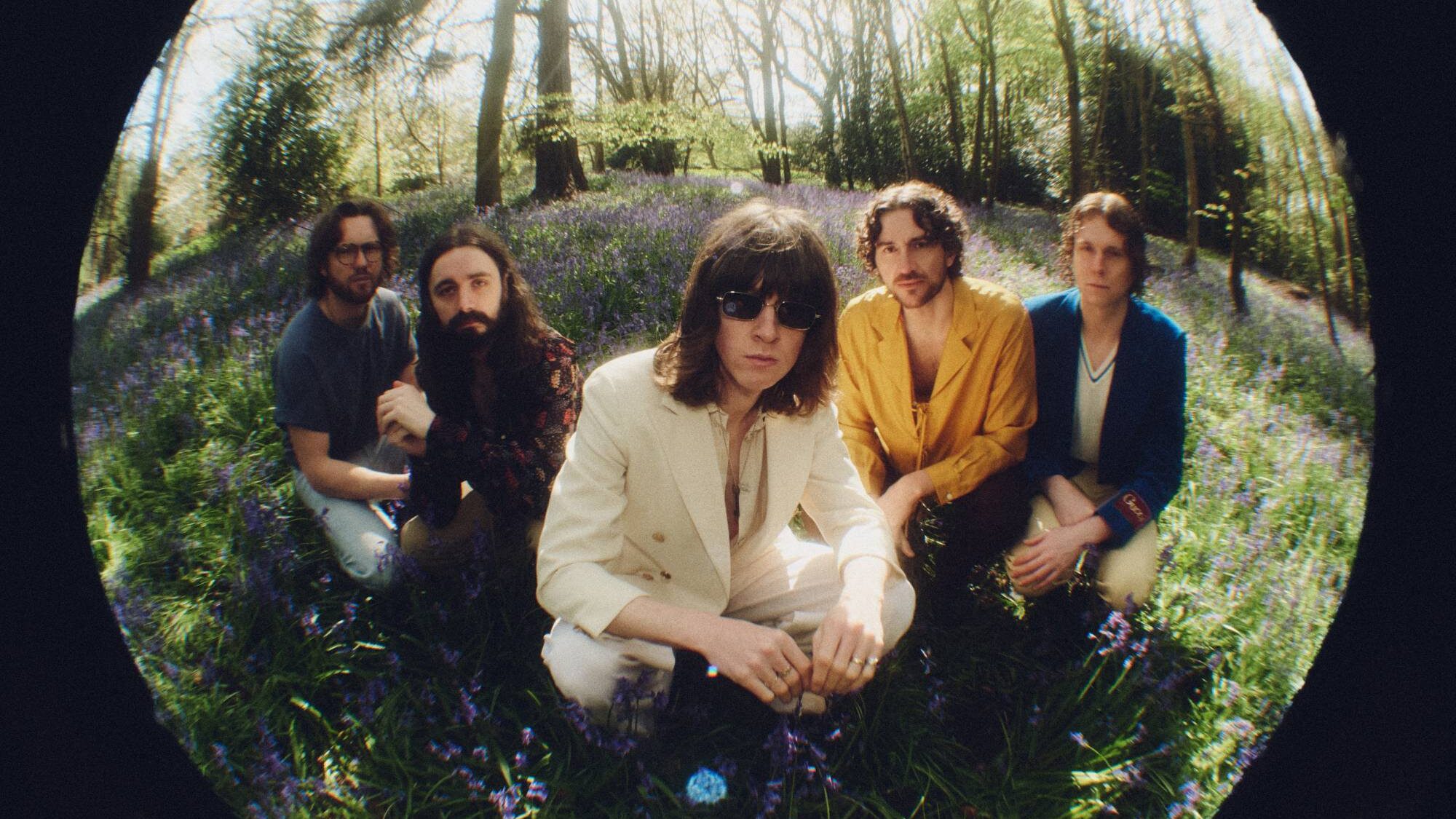 Blossoms lança o novo single “Joke About Divorce” com videoclipe