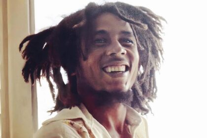 Os dreadlocks de Bob Marley vão a leilão e o preço é surpreendente