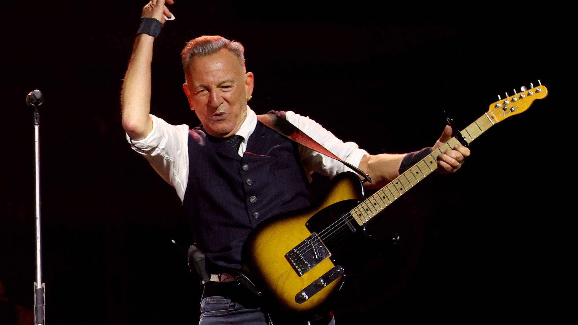 Bruce Springsteen se pronuncia após tentativa de assassinato contra Donald Trump