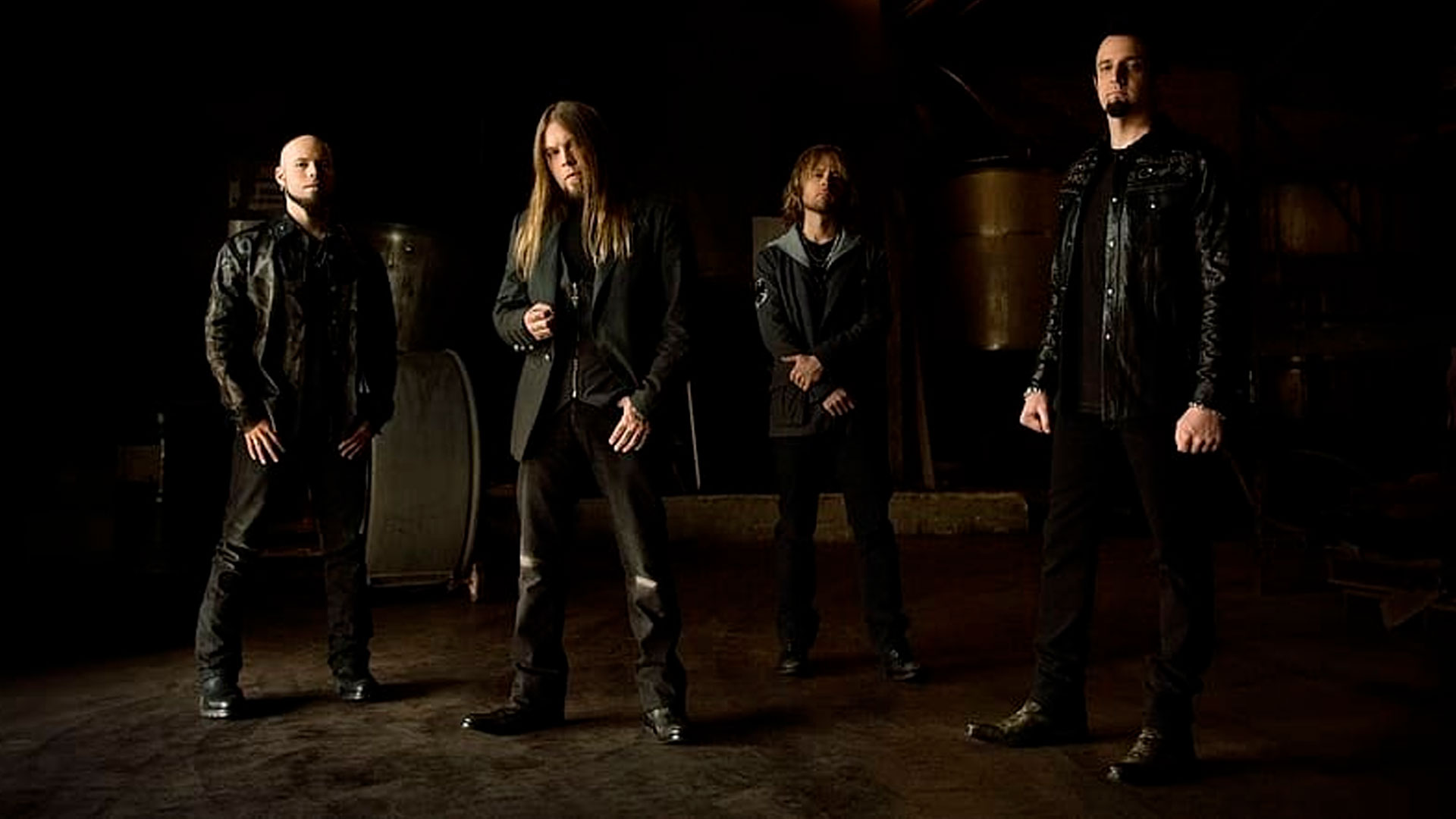 Drowning Pool cancela turnê sul-americana; guitarrista C.j. Pierce culpa logística