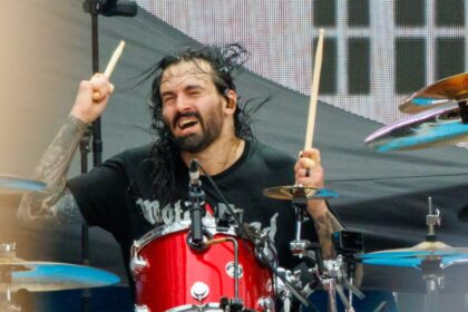 Jay Weinberg buscou terapia após demissão do Slipknot