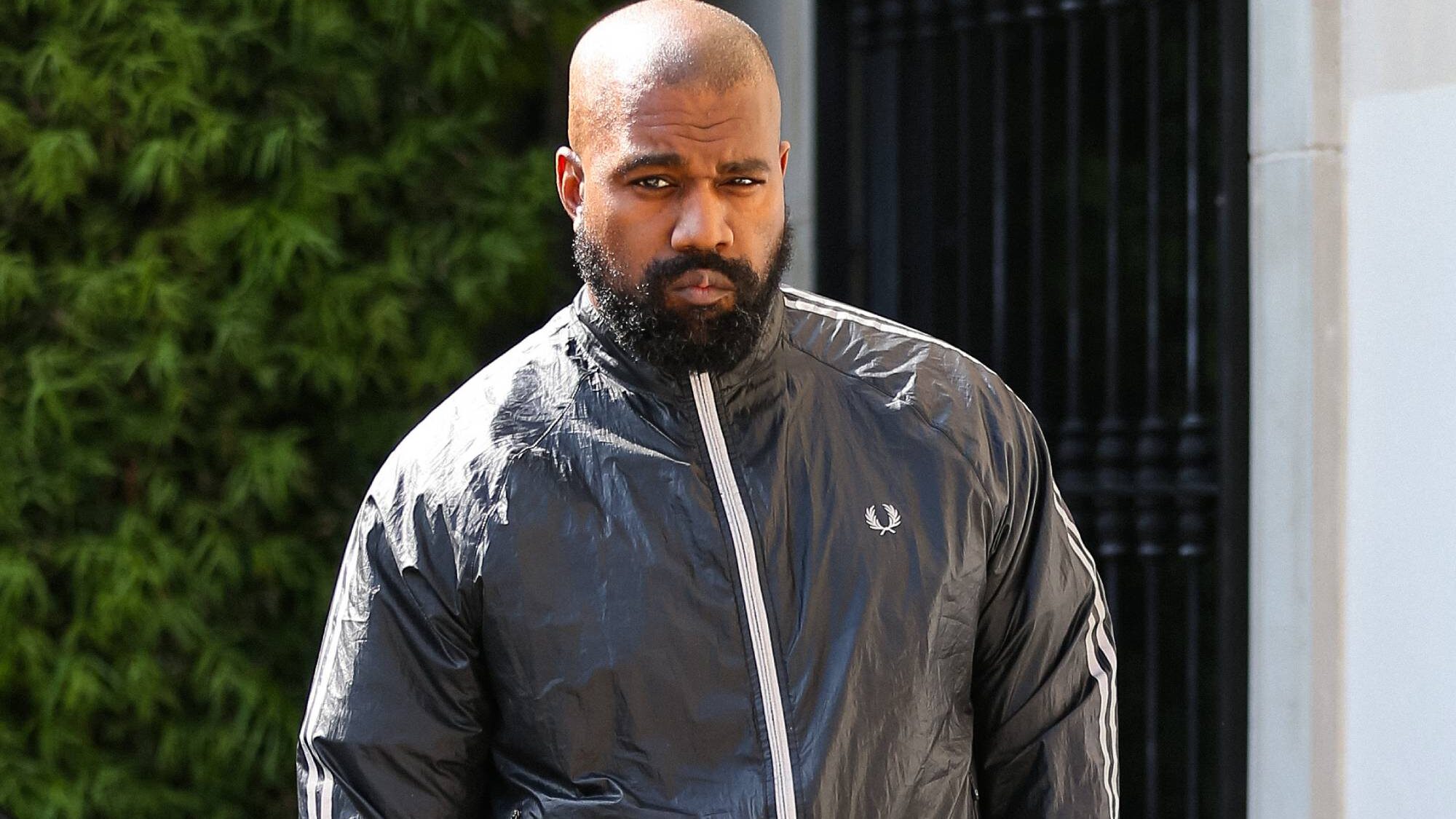 Kanye West enfrenta processo por agressão em Chateau Marmont