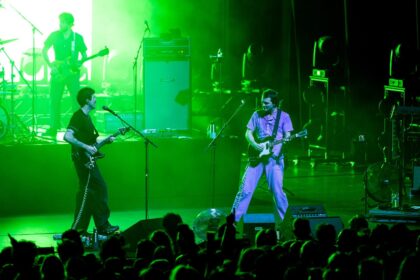 King Gizzard & The Lizard Wizard finalizam álbum de techno