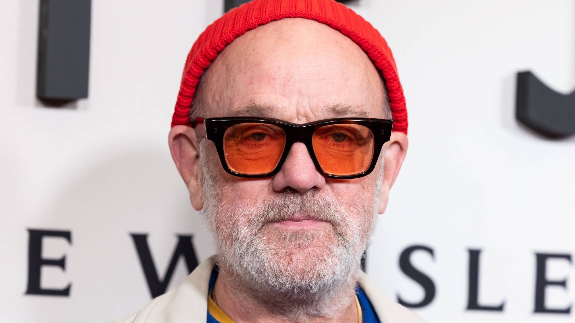 Michael Stipe quer Billie Eilish para interpretá-lo em cinebiografia e anuncia álbum solo