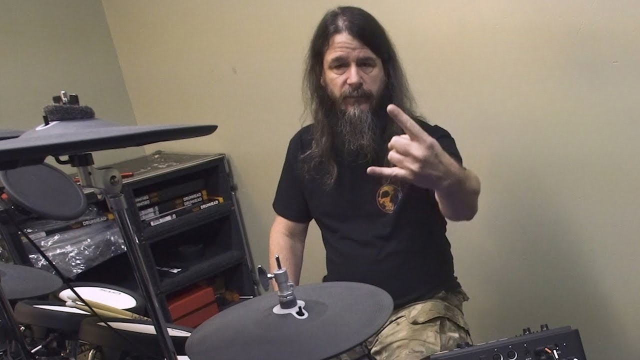 Paul Bostaph, baterista do Slayer, fala sobre sua entrada na banda e não tentar ser Dave Lombardo