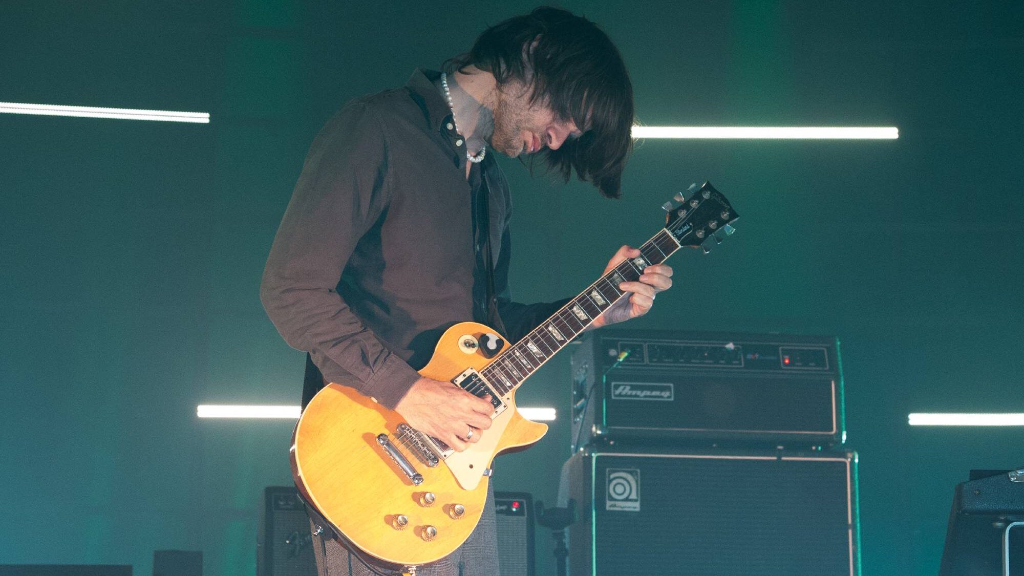 Jonny Greenwood, do Radiohead, revela qual música da banda ele gostaria de ter mudado
