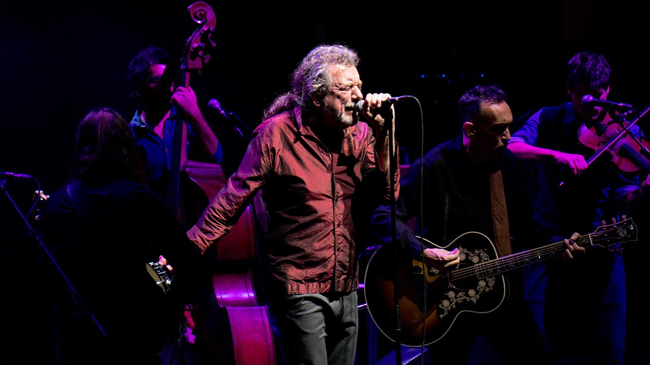 Robert Plant recebe prêmio “Record Store Legend” do Record Store Day