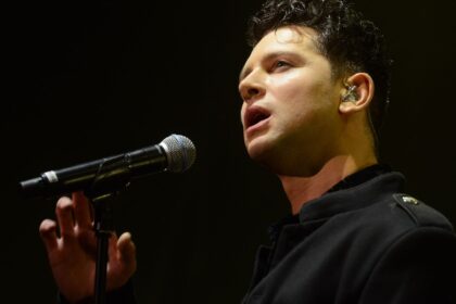 Ex-cantor do Spandau Ballet, Ross Davidson, é condenado a 14 anos por estupro e agressão sexual