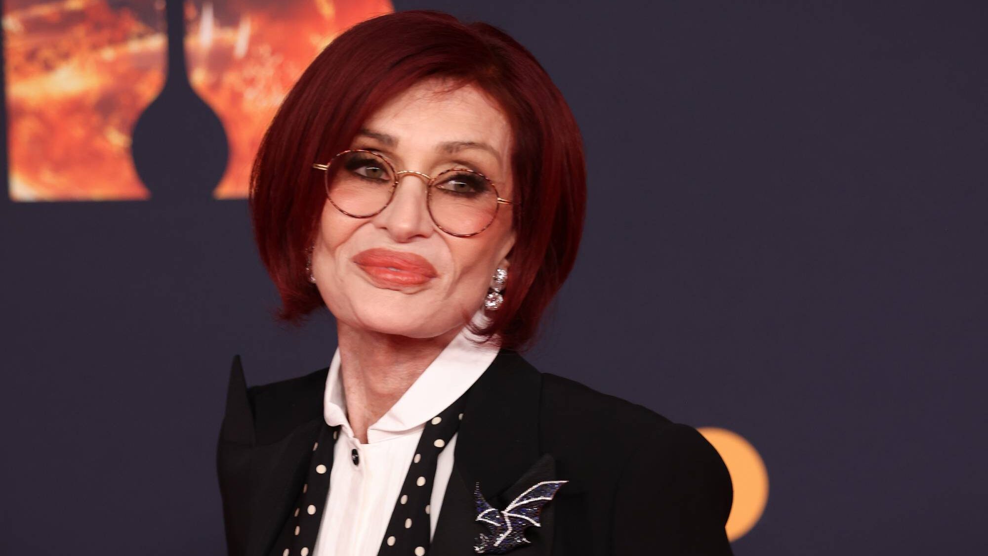 Sharon Osbourne perde parceria com instituição de caridade após apoiar marcha anti-imigração