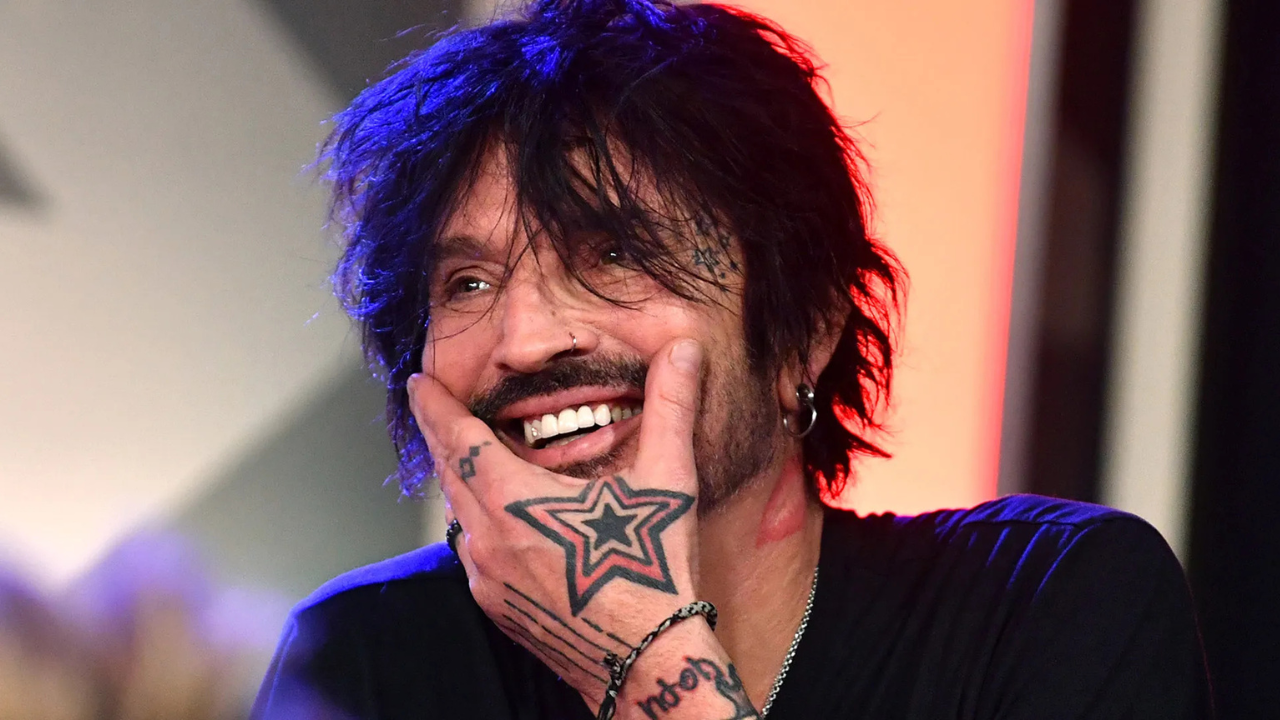 Tommy Lee anuncia “Tommyland Rides Again”, nova versão de álbum solo