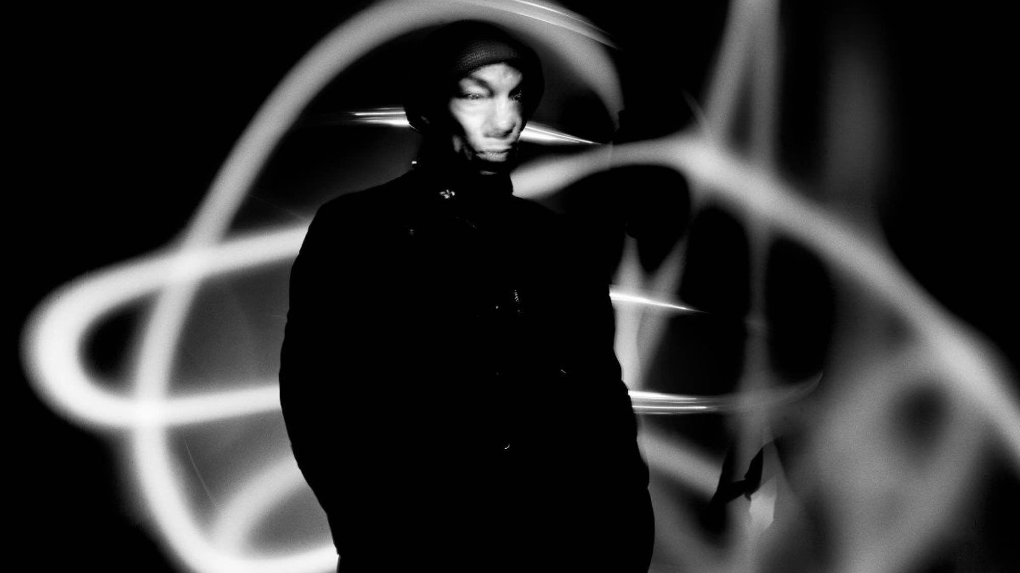 Tricky anuncia novo álbum “Different When It’s Silent” e single “Out Of Place”