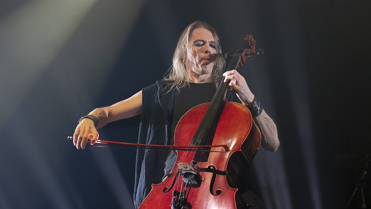 Eicca Toppinen, do Apocalyptica, defende ‘St. Anger’ do Metallica: ‘É um ótimo álbum’