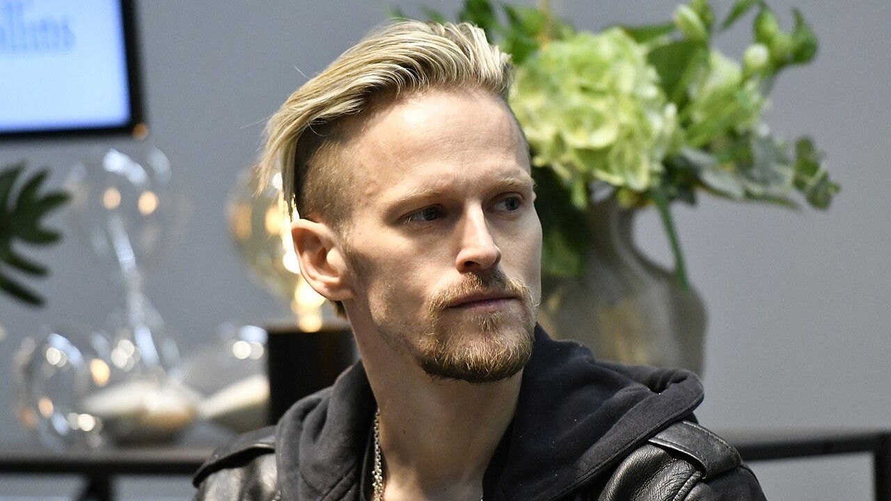 Erik Grönwall reflete sobre saída do Skid Row e inspiração de “Who’s The Winner”