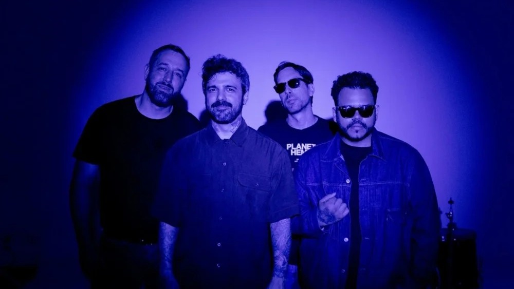 Anônimos Anônimos lança “Acabou Sorrire”, primeiro álbum completo da banda