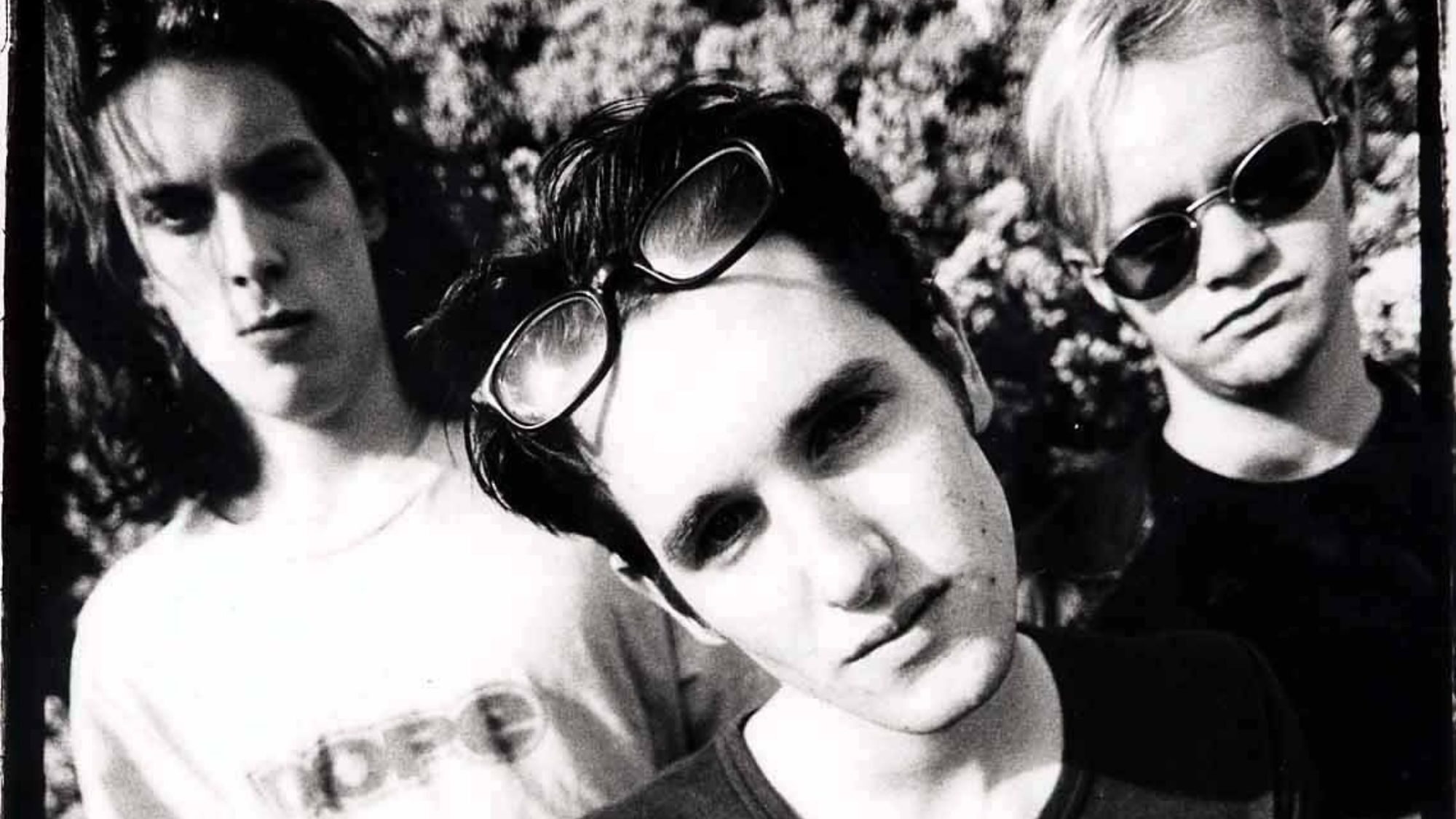 Ash anuncia relançamento de 30 anos de “1977” e nova turnê mundial