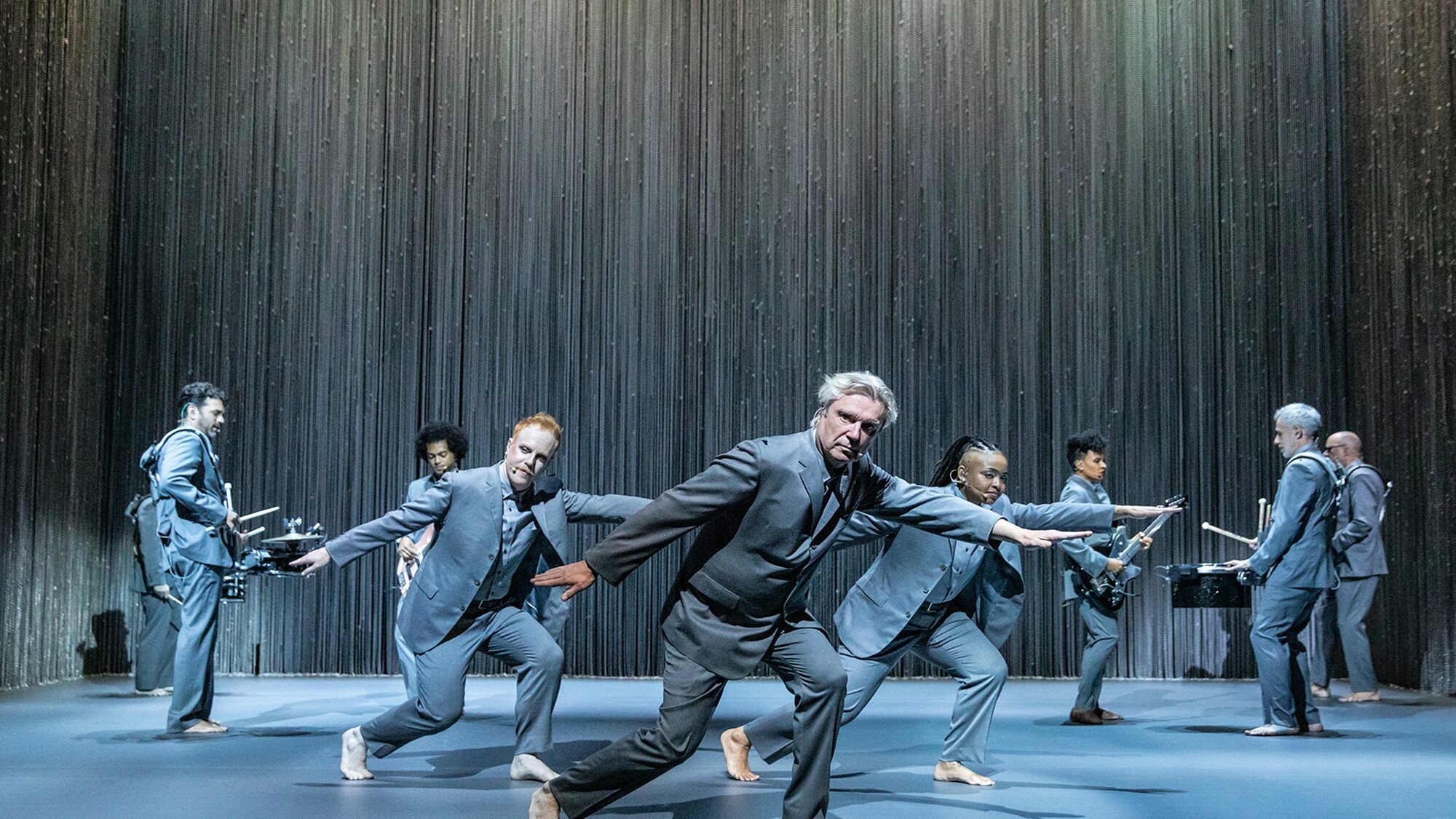 Filme-concerto “American Utopia” de David Byrne e Spike Lee volta aos cinemas em 4K