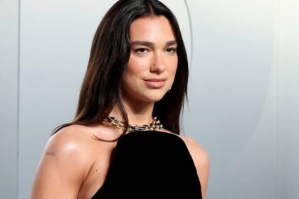 Dua Lipa processa Samsung em US$ 15 milhões por uso indevido de sua imagem