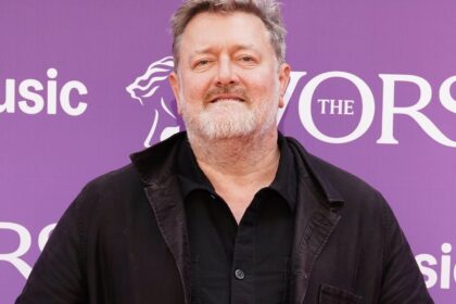 Guy Garvey, do Elbow, fala de Robert Smith e revela novo álbum