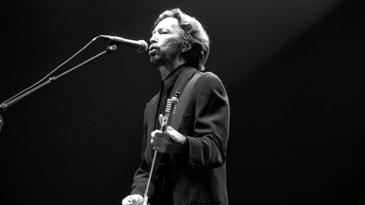 Em 1982, Eric Clapton quase morreu por causa do álcool e dos remédios