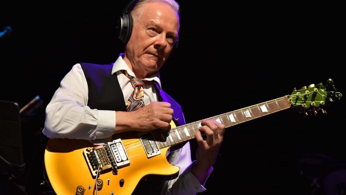 Robert Fripp explica por que não vai reviver o King Crimson