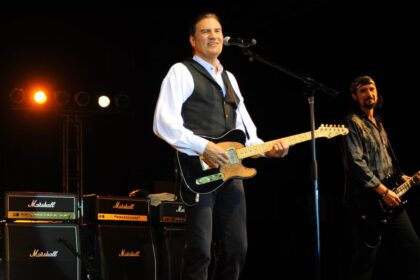 Max Carl anuncia aposentadoria e deixa o Grand Funk Railroad
