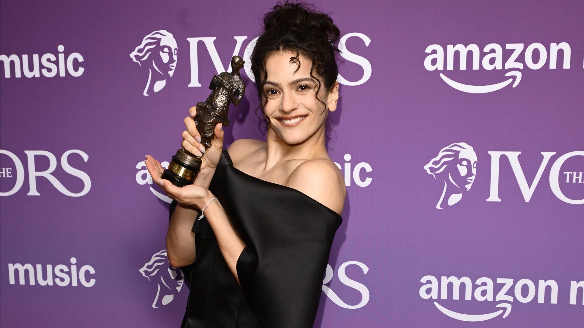 Rosalía pede por mais vozes na música que não sejam “europeus brancos de classe média”